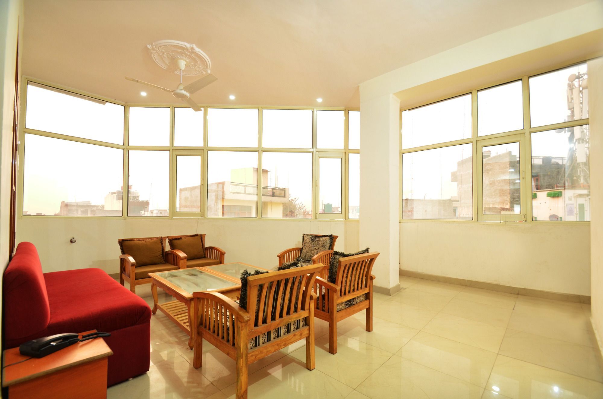 Oyo Platinum Inn Nayagaon Εξωτερικό φωτογραφία