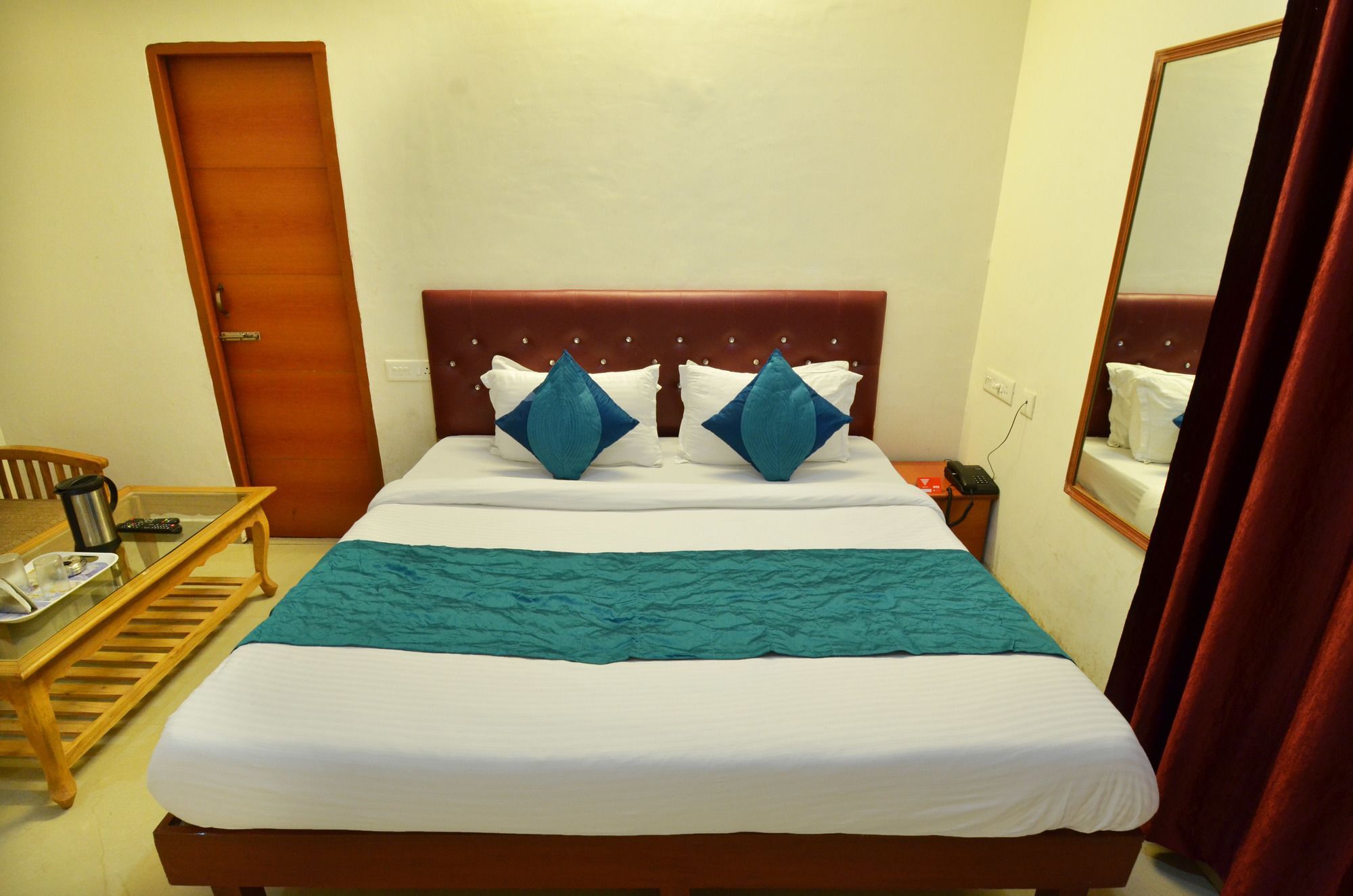 Oyo Platinum Inn Nayagaon Εξωτερικό φωτογραφία